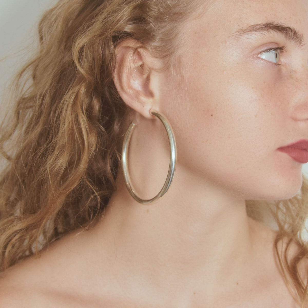 ピアス TATIANA (Silver 925) Opulent Oval earring 5BSH087 TabithaGemDropEarrings.png?v=