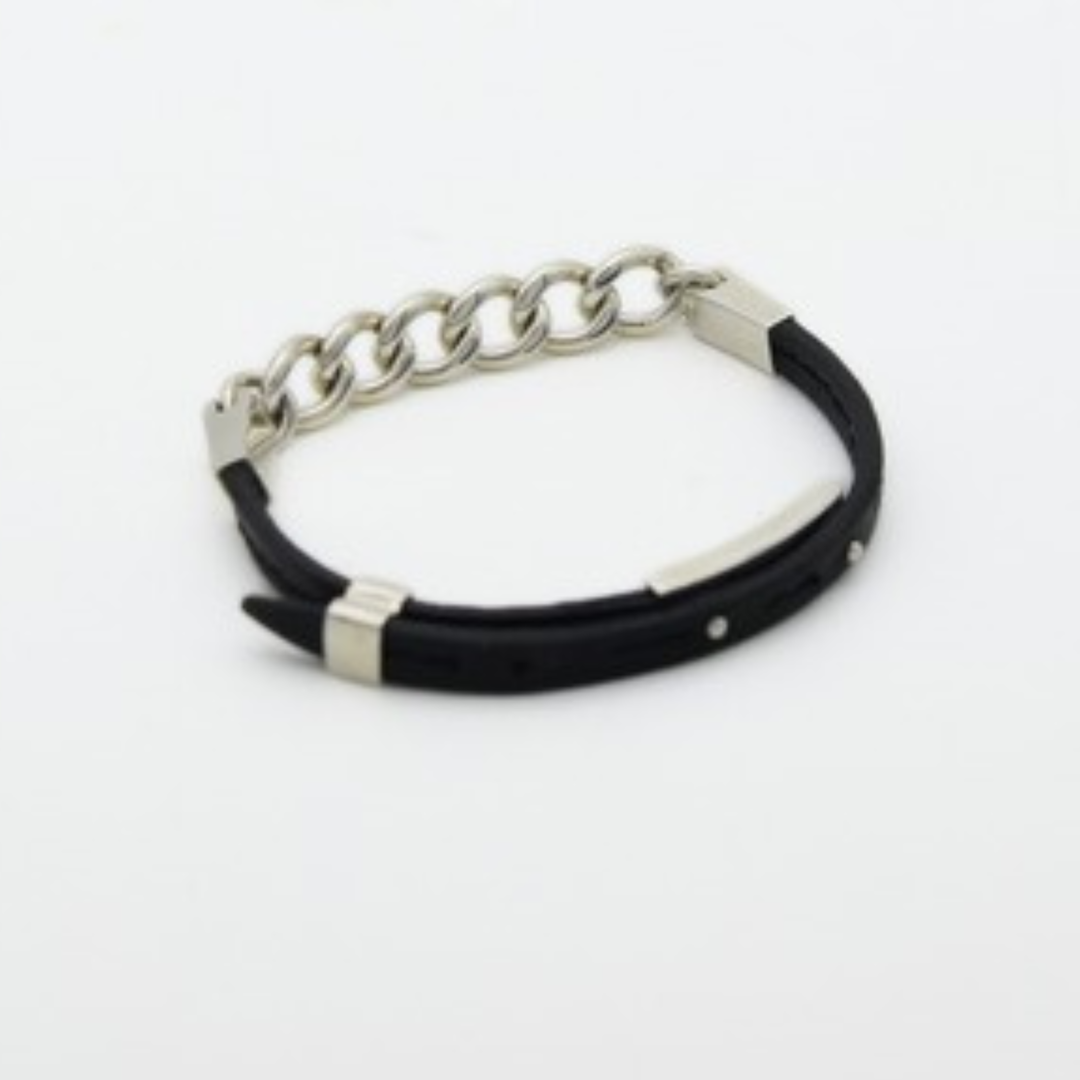 PHOENIX bracelet detail render, clasp and chain