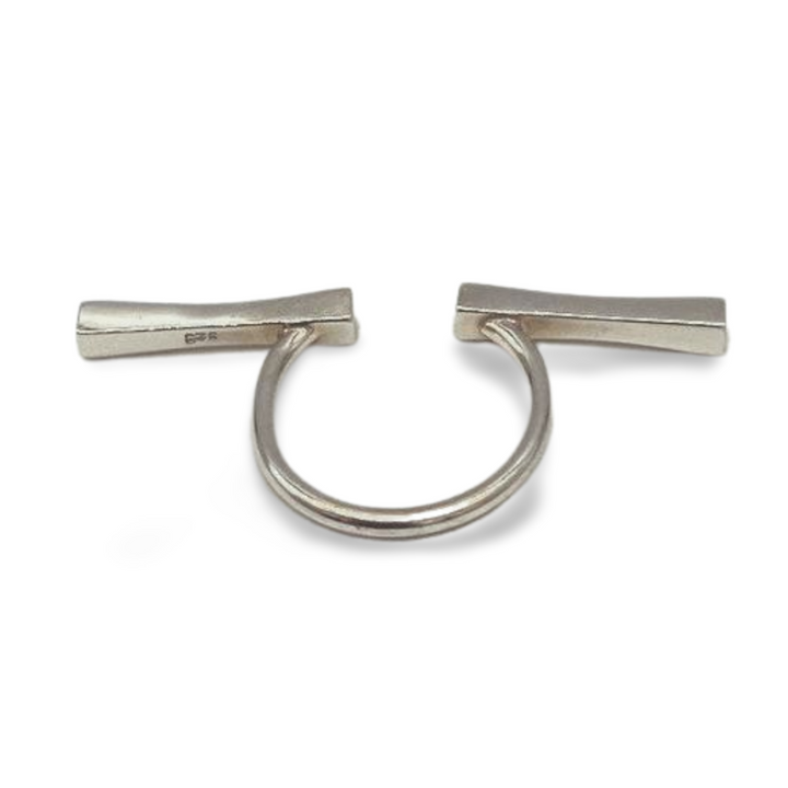 SILVER RING | ZOË OMEGA