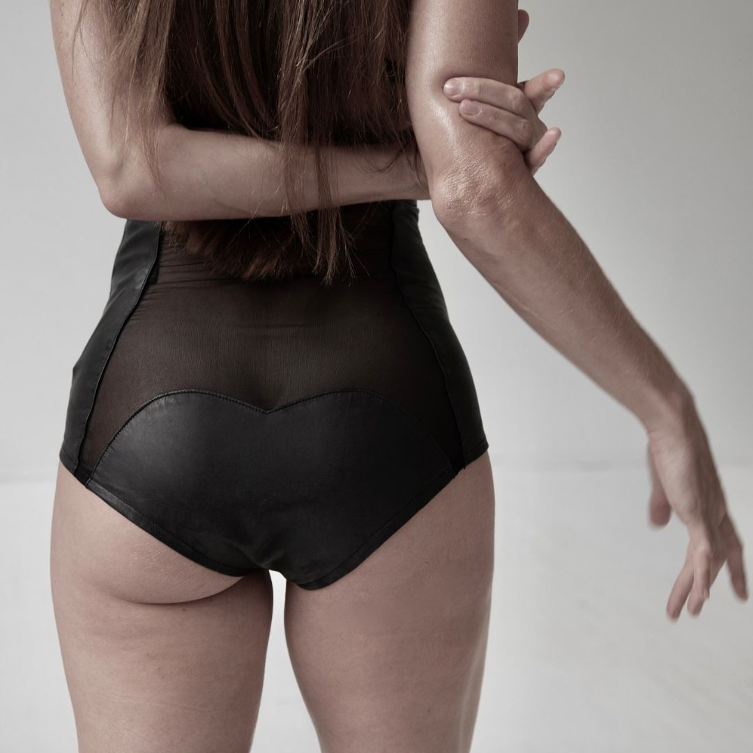 BETTY | BLACK | HIGH WAIST BRIEF