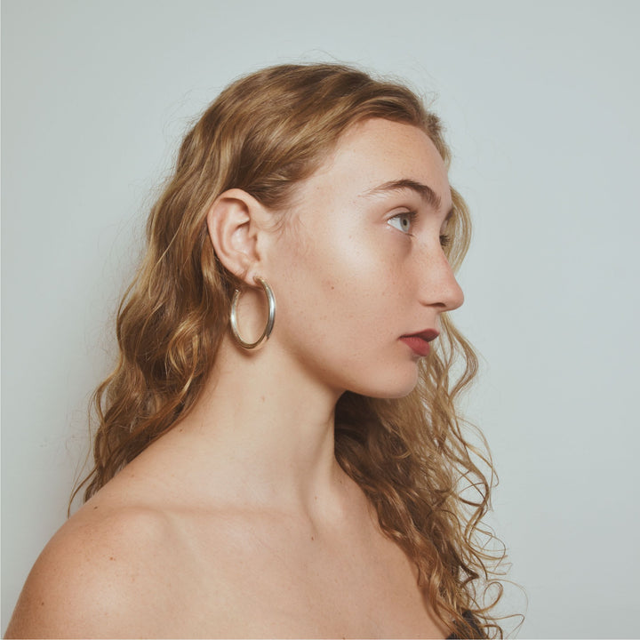 EALGA -SILVER HOOP EARRING 4 diameter