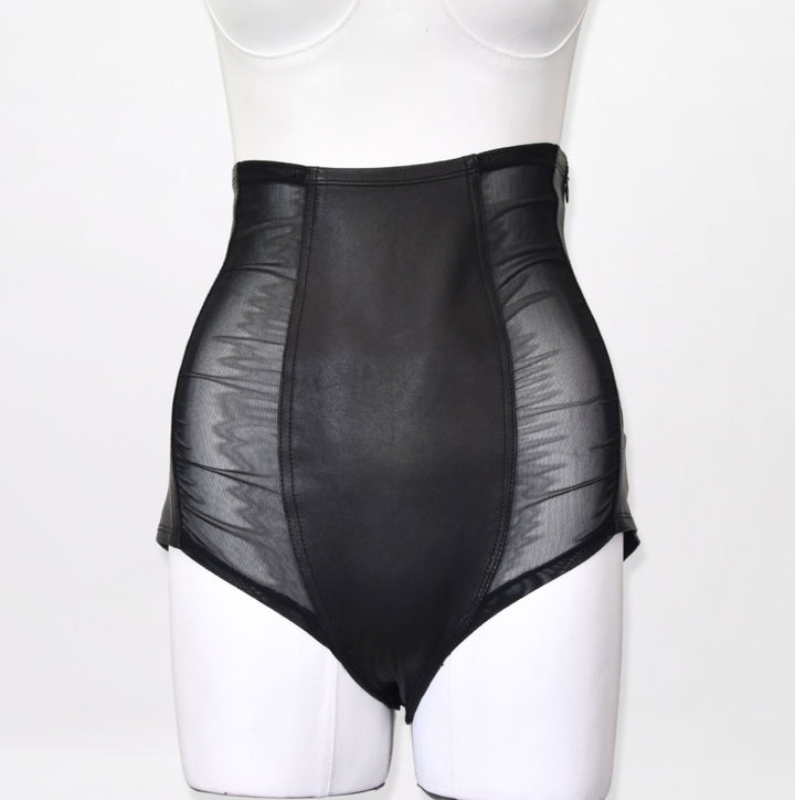 BETTY | BLACK | HIGH WAIST BRIEF