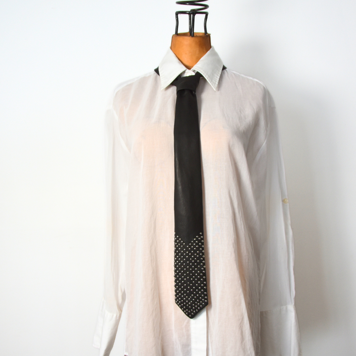 leather tie with studs 