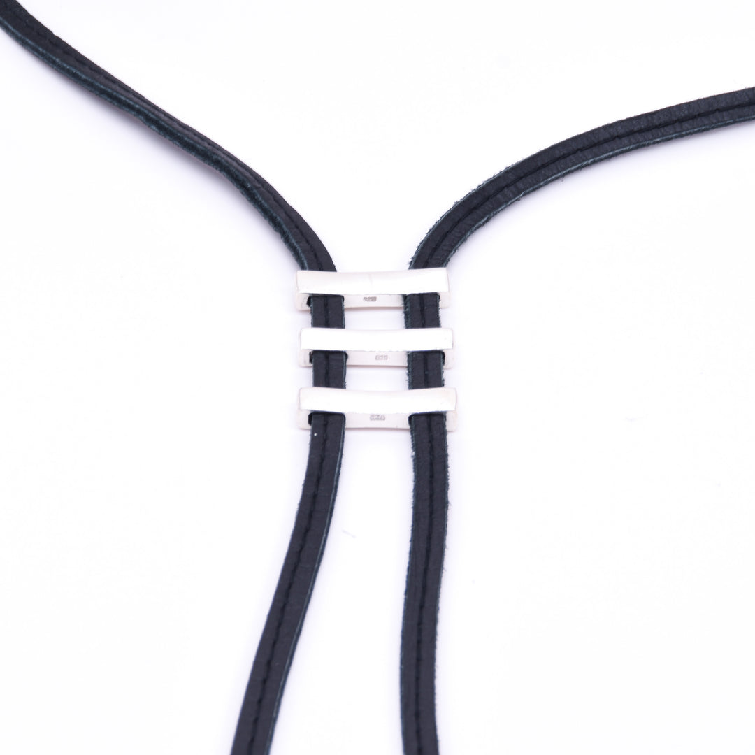 MAYSUN | BLACK |DROP NECKLACE