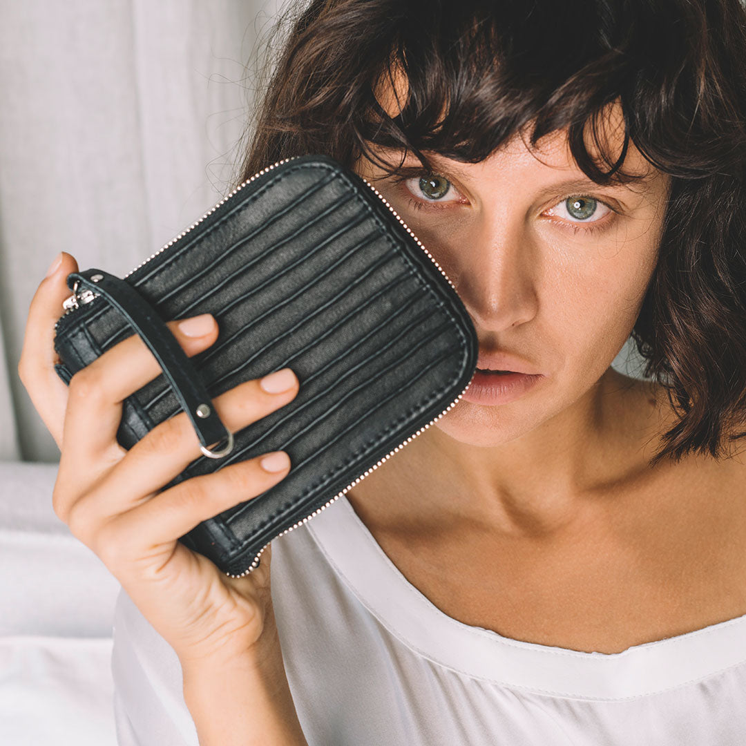 Beadu | zipper wallet - Patricia Bos