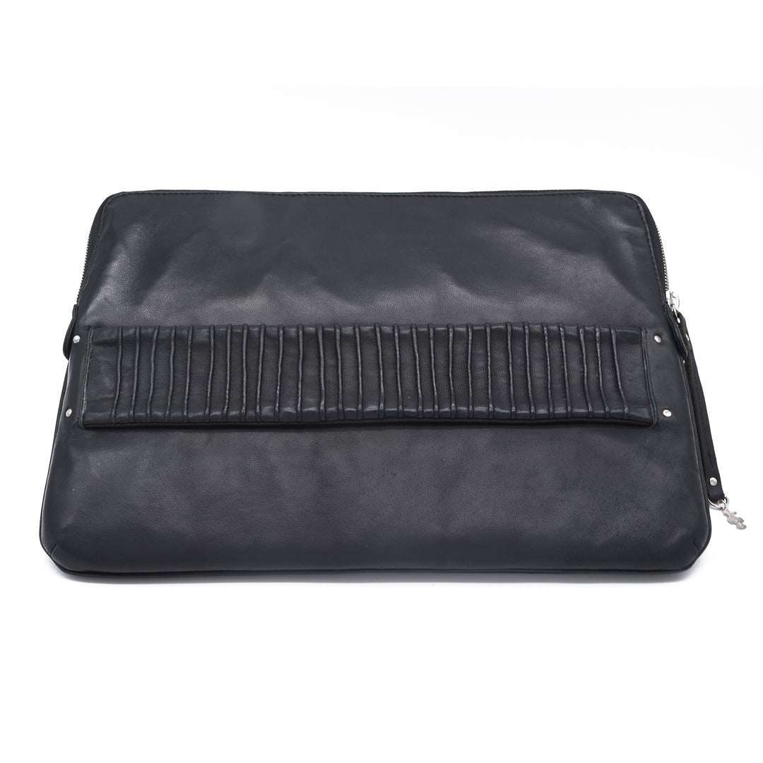 ALALA | BLACK | LAPTOP SLEEVE CLUTCH